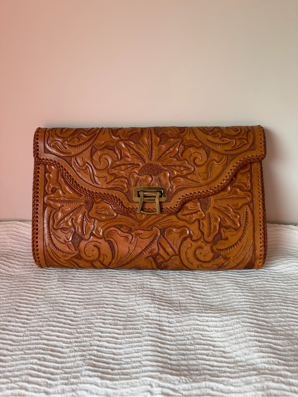 Vintage Hand tooled Handmade Gorgeous Leather Clutch Purse
